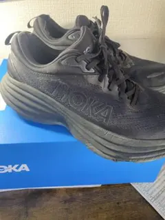 HOKAブラックランニングシューズ