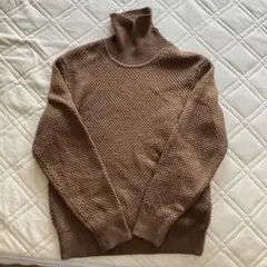 ユニクロ タートルネック m