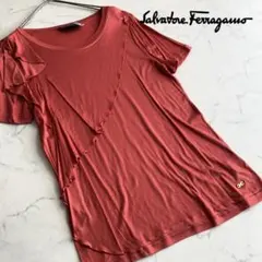 【極美品】フェラガモ FERRAGAMO ドレーピングＴシャツのサムネイル