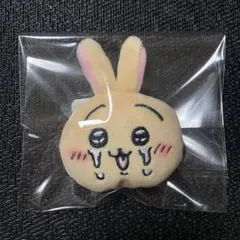 ちいかわ　ナガノ展　おかおぬいぐるみバッジ　ノベルティ　うさぎ
