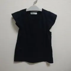 フリル袖 黒トップス