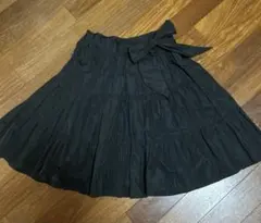 美品　MOSCHINO JEANS スカート　ウエストリボン　黒のサムネイル