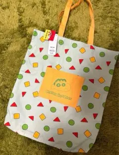 【新品未使用】クレヨンしんちゃん　コラボ　トートバッグ　GU ジーユー　タグ付き
