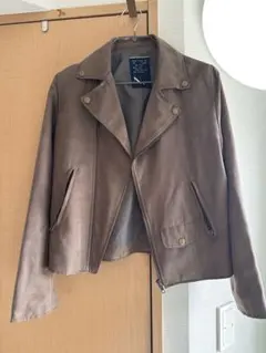 柔らか羊革✨極美品　ノーカラーシングルライダース ナチュラルビューティー ノーカラージャケット レディース 本革 レザージャケット