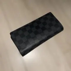 Louis Vuitton Black 長財布　ダミエ　グラフィット