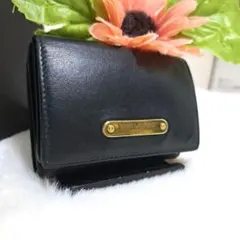 ✨極美品✨サンローラン　三つ折り　カサンドラ　ブラック　ロゴプレート　レザー