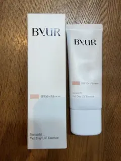 BYUR セラムフィットヴェール デイ UV エッセンス （シアーピンク）