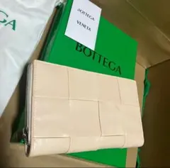 定価126500円 BOTTEGA VENETAカセットラウンドジップ ボッテガ