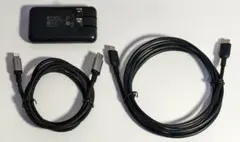 【中古】【送料無料】コンパクト充電器 & 充電ケーブル