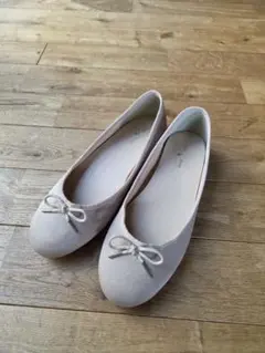 【新品】mooimooi バレエシューズ フラットパンプス ベージュのサムネイル