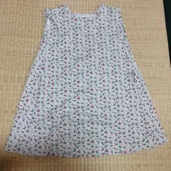 ユニクロ　ノースリーブ花柄ワンピース グリーン系