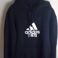 アディダス　adidas パーカー　ビッグロゴプリント　黒　ブラック　Lサイズ