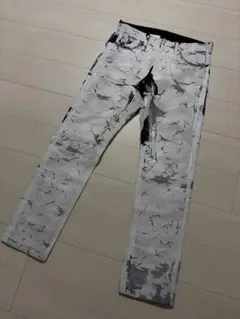 GIVENCHY paint denim 33