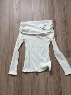 ZARA テクスチャーオフショルダー　トップス　Lサイズ