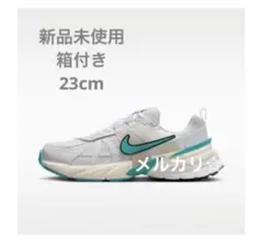 新品未使用　NIKE W V2K RUN SE 23㎝