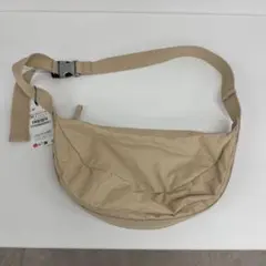 【新品】ZARA ボディバッグ ベージュ（H-31）ｙ