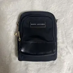MARC JACOBS ブラックショルダーバッグ