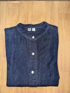 ユニクロユー　ノーカラーデニムシャツ M