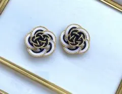 水引アクセサリーピアス・イヤリング　花　カメリア　結婚式　卒業式　七五三 披露宴