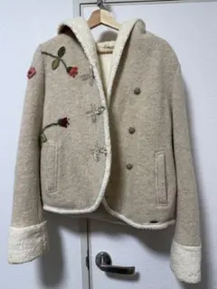 高品質ウール 花柄 フード付 giesswein コート ショート丈コート