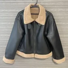 GU レディース　フェイクムートンショートフライトジャケット