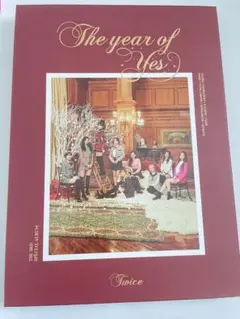 TWICE　The year of Yes トレカ付き