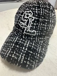 サンローラン SLロゴ刺繍ツイードキャップ