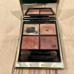 SUQQU シグニチャー　カラーアイズ　04 純撫子