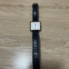 Movement in Motion スクエア腕時計