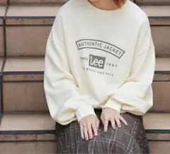 Item thumbnail for item 71101f7d-fbe0-4c0c-8a48-8ce0eaca569b