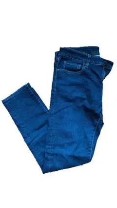 UNIQLO ストレートジーンズ　ダークブルー