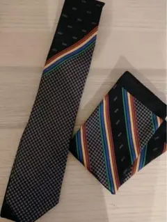 新品O.P. Jindal Global University チーフセット