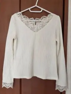 Continuier de NICE CLAUP ホワイト 白 長袖 インナー