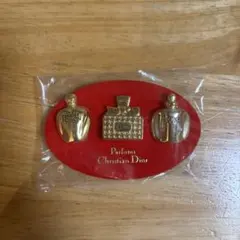 Christian Dior 香水ボトル型ピンバッチ 3個セットノベルティ