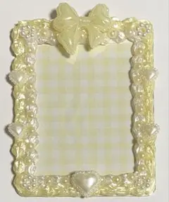 【ハンドメイド】デコ硬質カードケース　カードケース　デコ　黄色　リボン　１点