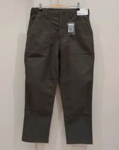 ★新品未使用★ユニクロ　Ｌサイズ　ユーティリティワークパンツ 　オリーブ