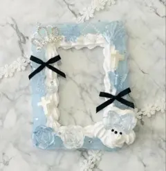 ホイップデコ　トレカケース　B 8サイズ 水色　犬　リボン　王冠　花