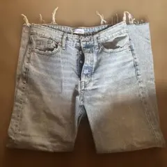 ZARA ライトブルーストレートデニム 36