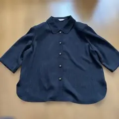 IBERIS 黒　ブラックボタン付きシャツ
