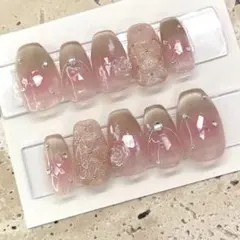 Item thumbnail for item 03b48b3b-176b-4f5a-a123-8e0d3889f491