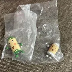 ならぶんです。 くれよんのくろくん ガチャガチャ　ガチャ　しろくん　みどりくん