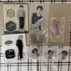 ディノ　セブチカフェ　アクスタ　スマホグリップ　リングチャーム