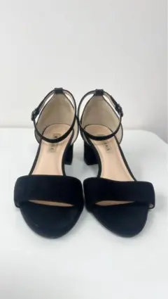 DIANA ダイアナ サンダル 黒 美脚 人気　22.5㎝