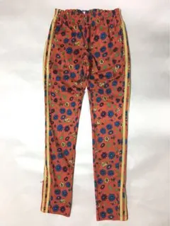 Item thumbnail for item 7f2942b2-bedf-4ab6-b381-f567f17ba4f8