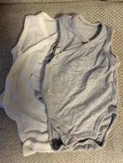 ユニクロ　ベビー　肌着　ボディスーツ　エアリズム