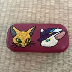 メルカリ便】ジブリ耳をすませば 刺繍めがねケース バロン&ルイーゼ 猫
