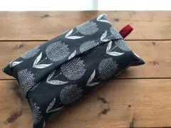 241.ティッシュカバー　北欧　お花