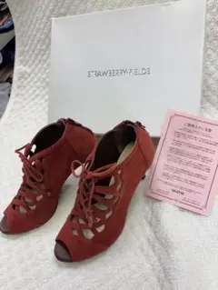新品STRAWBERRY FIELDS ストロベリースエード ハイヒール日本製のサムネイル