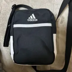 adidasショルダーバッグ