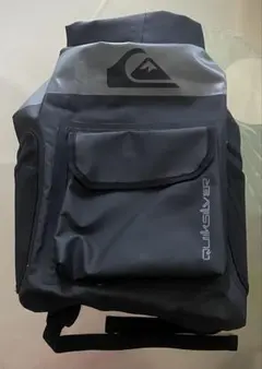QUIKSILVER 防水ロールトップバックパック ブラック 美品のサムネイル